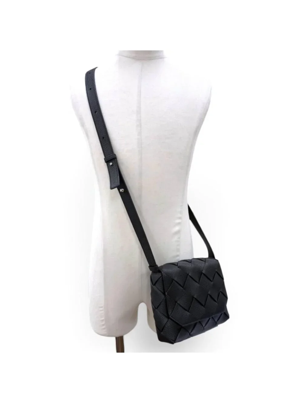 Bottega Veneta Diago Gray Leather Intrecciato Shoulder Bag Black